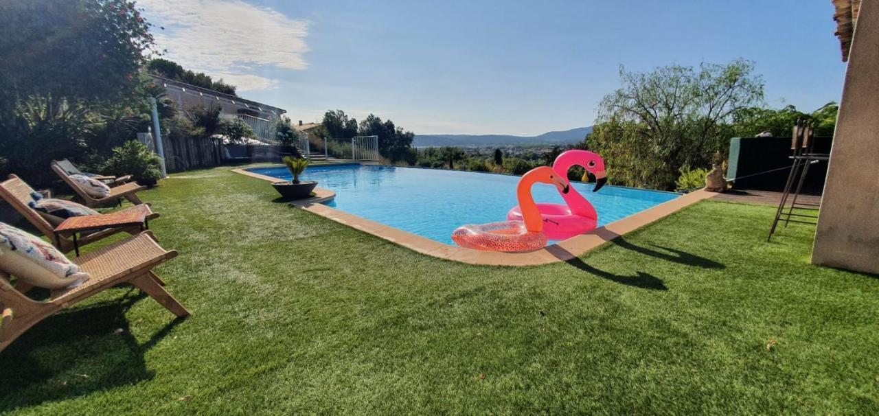 Bed and Breakfast Aloasis Grimaud Esterno foto