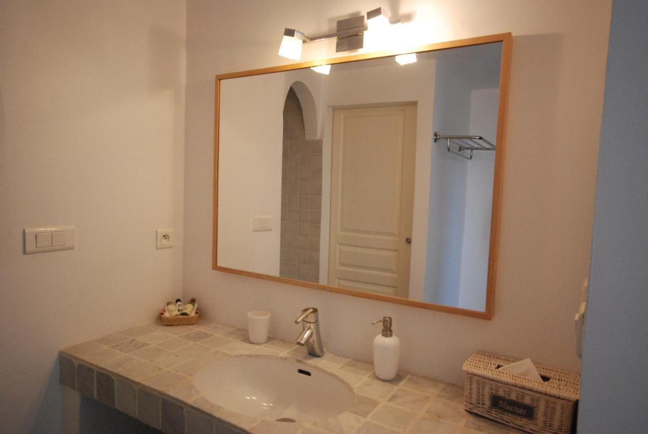 Bed and Breakfast Aloasis Grimaud Esterno foto