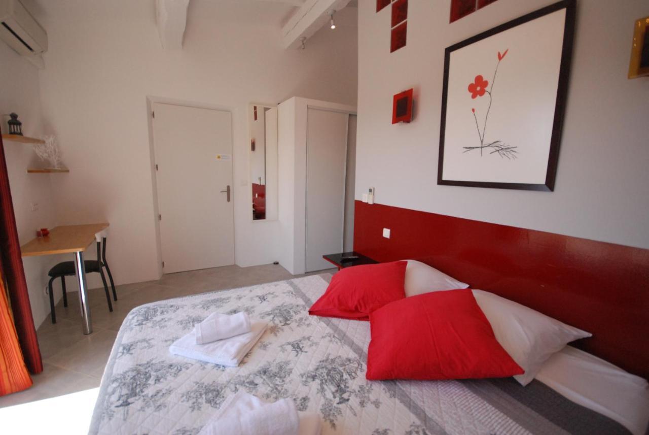 Bed and Breakfast Aloasis Grimaud Esterno foto