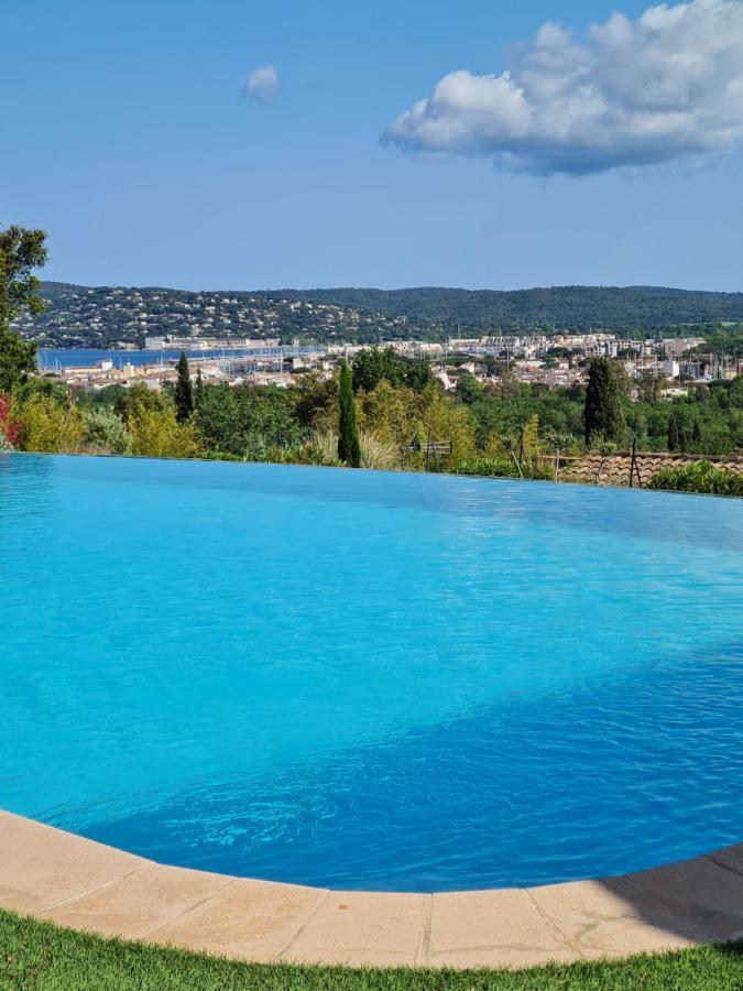 Bed and Breakfast Aloasis Grimaud Esterno foto