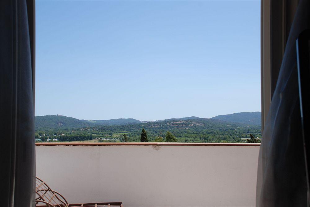 Bed and Breakfast Aloasis Grimaud Esterno foto