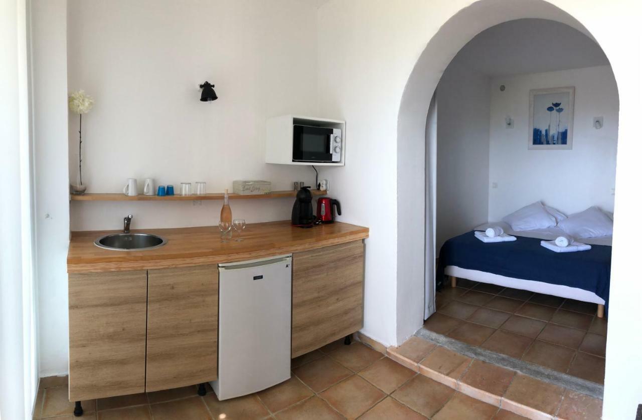 Bed and Breakfast Aloasis Grimaud Esterno foto