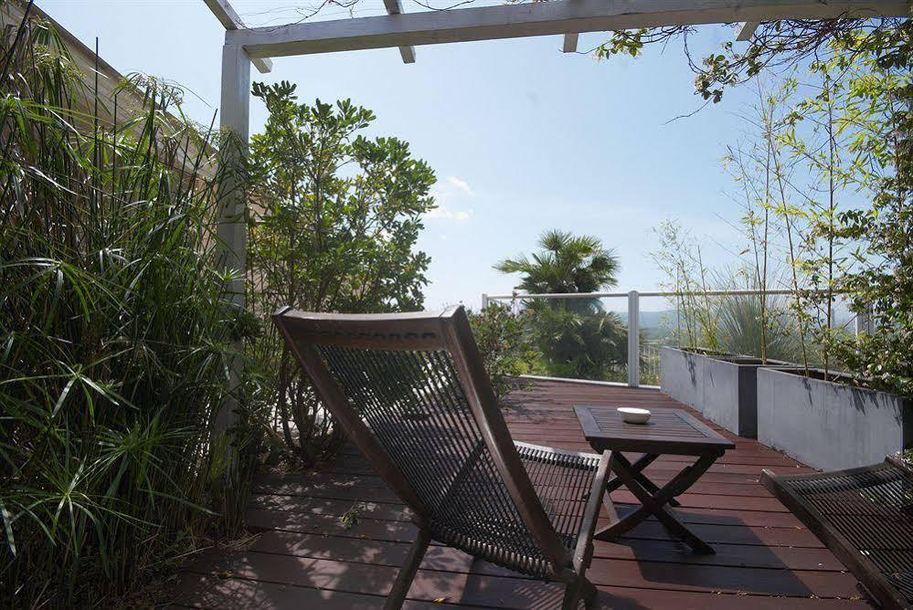 Bed and Breakfast Aloasis Grimaud Esterno foto